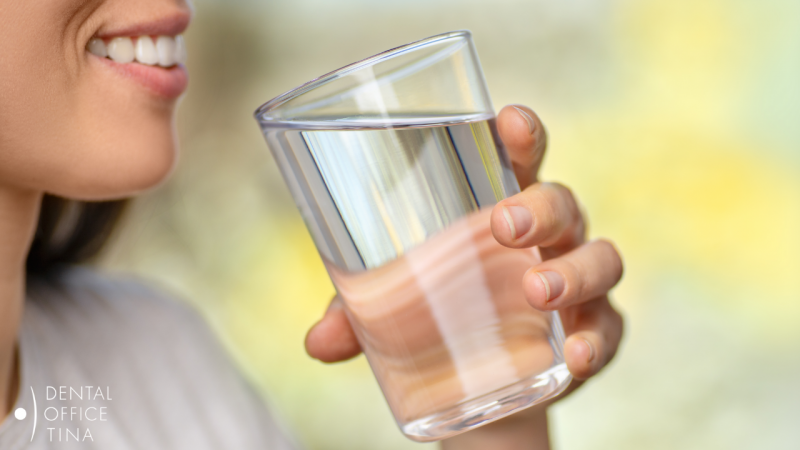 Zašto je pijenje vode jako bitno za vaše zube?